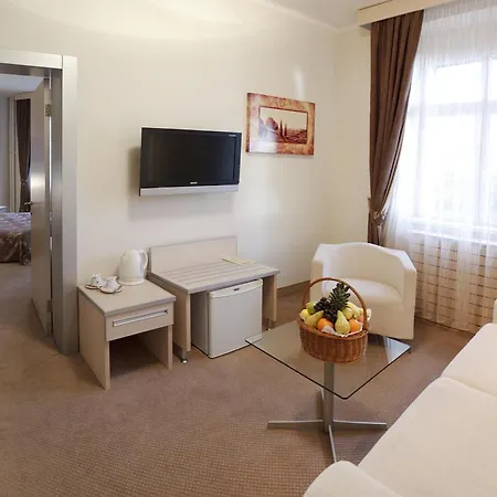 Отель Balkan Orient Express 4*